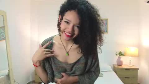 Snapshot of ariaa_23 chatting on September 15, 2:25 pm ariaa_23 online show from September 15, 2:25 pm
