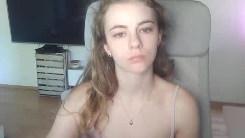 AriaCreazy online show from June 2, 6:36 am