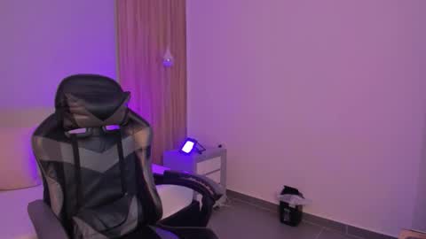 A R I A D N A online show from February 21, 7:58 pm