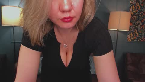 ariaeven online show from March 29, 10:14 am