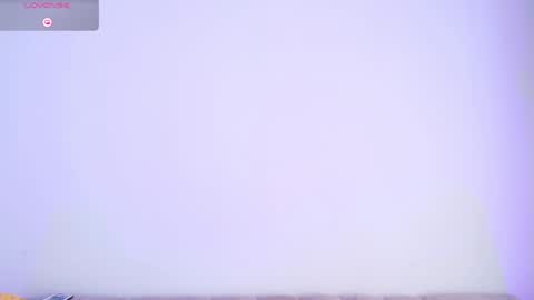 ariana_castillo__ online show from April 9, 1:05 pm