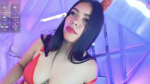 ariana_castillo__ online show from April 18, 1:24 pm