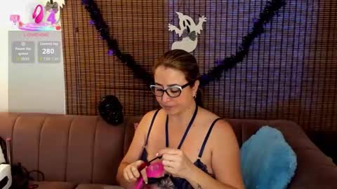 Snapshot of ariana_cross_ chatting on October 2, 11:59 am Ariana Cruz online show from October 2, 11:59 am