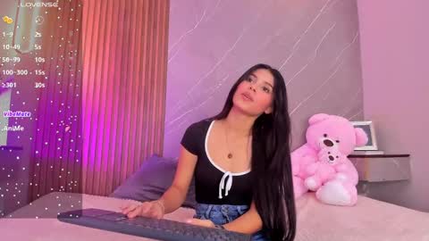 Snapshot of ariana_jhonson11 chatting on September 12, 2:35 pm Ariana online show from September 12, 2:35 pm