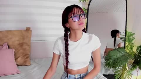 Snapshot of ariana_rosse__ chatting on March 12, 1:08 pm Ariana  online show from March 12, 1:08 pm