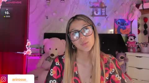 Ariana  online show from February 10, 2:14 am