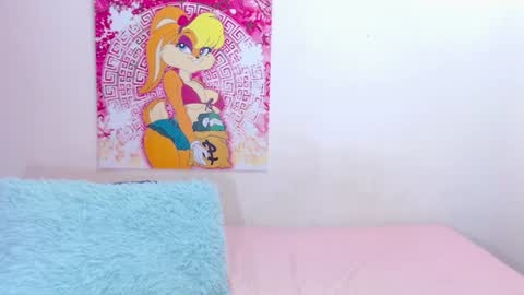 Snapshot of ariana_vidal chatting on December 30, 7:15 am Ari online show from December 30, 7:15 am