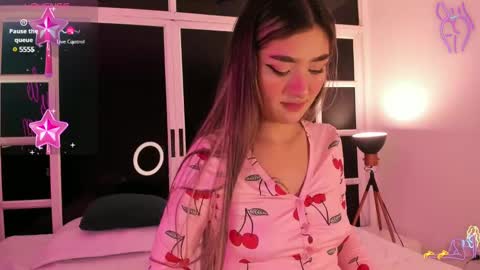 Snapshot of ariana_villada chatting on March 5, 3:08 am Ari online show from March 5, 3:08 am