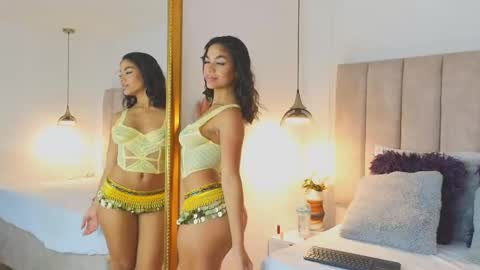 Ariana  online show from September 22, 8:07 pm