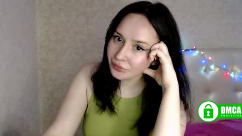 arianakuiper online show from May 4, 10:13 pm