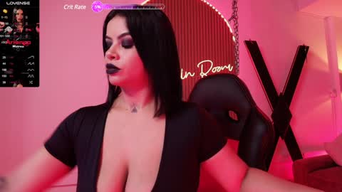 Snapshot of arianna__smith_ chatting on January 3, 7:18 pm Arianna online show from January 3, 7:18 pm