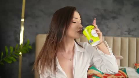 arianna_moonx online show from July 25, 1:40 pm