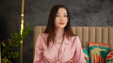 arianna_moonx online show from July 5, 6:30 am