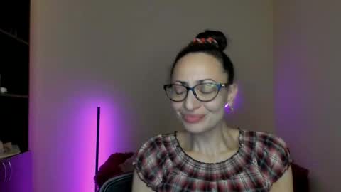 Snapshot of arianna_tifany chatting on March 2, 4:29 am Arianna online show from March 2, 4:29 am
