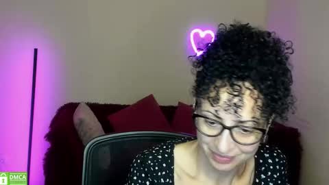 Snapshot of arianna_tifany chatting on September 16, 5:32 pm Arianna online show from September 16, 5:32 pm