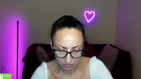 Snapshot of arianna_tifany chatting on September 10, 6:41 pm Arianna online show from September 10, 6:41 pm