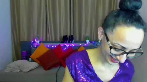 Snapshot of arianna_tifany chatting on December 29, 4:59 am Arianna online show from December 29, 4:59 am