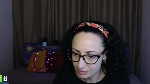 Snapshot of arianna_tifany chatting on March 4, 6:39 pm Arianna online show from March 4, 6:39 pm