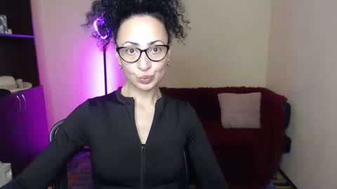 Snapshot of arianna_tifany chatting on February 9, 4:57 am Arianna online show from February 9, 4:57 am