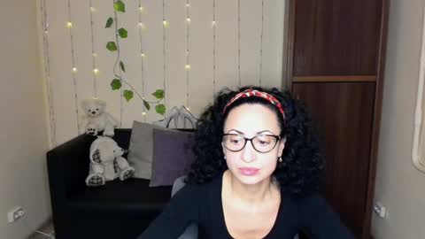 Snapshot of arianna_tifany chatting on January 21, 6:55 pm Arianna online show from January 21, 6:55 pm