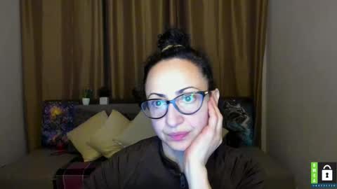 Arianna online show from November 23, 6:31 pm