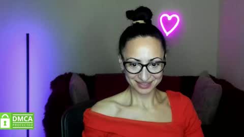Snapshot of arianna_tifany chatting on October 8, 6:34 pm Arianna online show from October 8, 6:34 pm