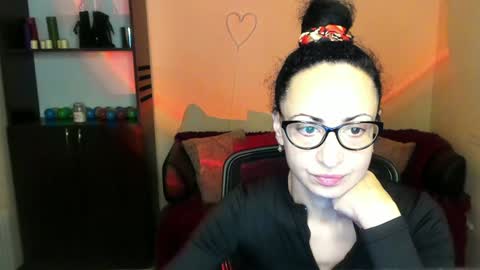 Snapshot of arianna_tifany chatting on January 8, 6:20 am Arianna online show from January 8, 6:20 am