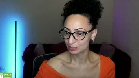 Snapshot of arianna_tifany chatting on September 15, 5:31 pm Arianna online show from September 15, 5:31 pm