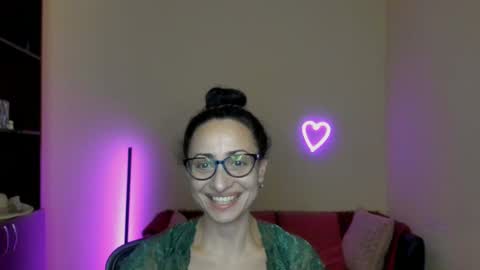 Snapshot of arianna_tifany chatting on March 11, 6:41 pm Arianna online show from March 11, 6:41 pm