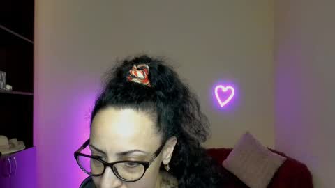 Snapshot of arianna_tifany chatting on February 26, 4:52 am Arianna online show from February 26, 4:52 am