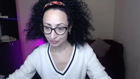 Snapshot of arianna_tifany chatting on January 29, 5:09 am Arianna online show from January 29, 5:09 am