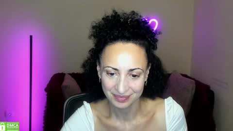 Snapshot of arianna_tifany chatting on September 9, 5:46 pm Arianna online show from September 9, 5:46 pm