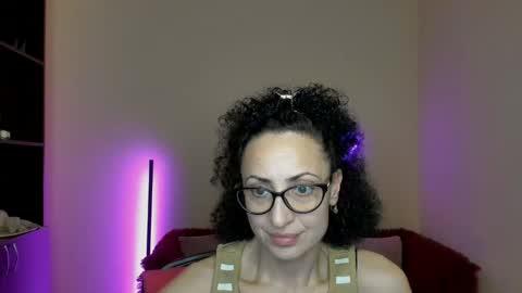Snapshot of arianna_tifany chatting on March 7, 6:54 pm Arianna online show from March 7, 6:54 pm