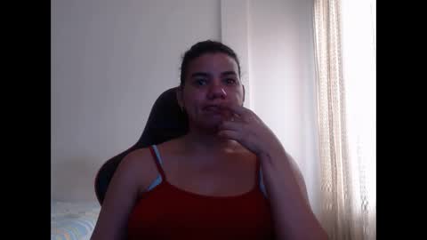 Snapshot of ariannaloovel chatting on February 20, 6:24 pm ariannaloovel online show from February 20, 6:24 pm