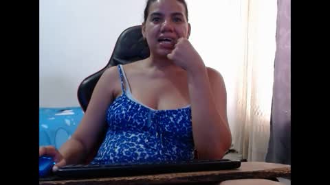 Snapshot of ariannaloovel chatting on February 13, 4:28 pm ariannaloovel online show from February 13, 4:28 pm