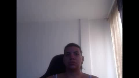 Snapshot of ariannaloovel chatting on January 7, 3:33 pm ariannaloovel online show from January 7, 3:33 pm
