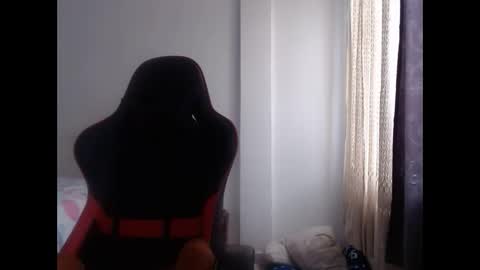 Snapshot of ariannaloovel chatting on March 5, 6:12 pm ariannaloovel online show from March 5, 6:12 pm