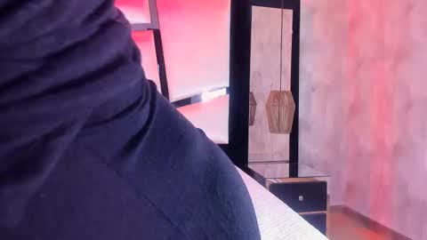 Snapshot of ariannarussell1 chatting on September 19, 3:00 pm ariannarussell1 online show from September 19, 3:00 pm