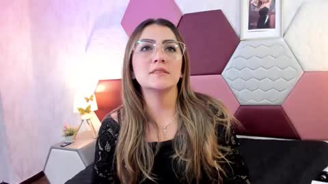 aria online show from April 23, 4:53 pm