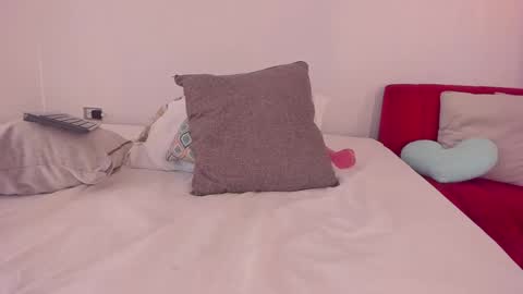 Aria online show from June 3, 3:51 am