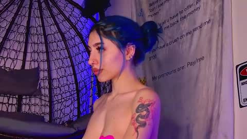 Aria online show from February 15, 7:13 pm