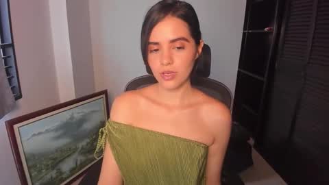 Snapshot of ariel_pinkdiamond chatting on October 6, 8:35 pm Ariel Pink Diamond online show from October 6, 8:35 pm