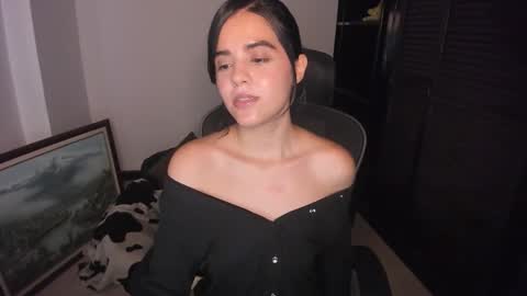 Snapshot of ariel_pinkdiamond chatting on September 22, 9:35 pm Ariel Pink Diamond online show from September 22, 9:35 pm
