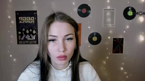 ariel_shadow online show from November 22, 9:45 am