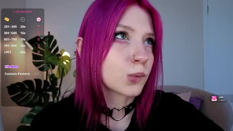 Ariel online show from May 28, 3:32 pm