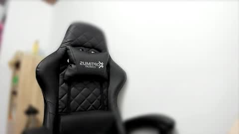 Stephany  online show from March 8, 2:48 am