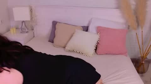 Ariella online show from May 31, 2:56 pm