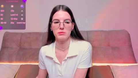 Snapshot of ariellateska chatting on February 18, 6:04 am Ariella online show from February 18, 6:04 am