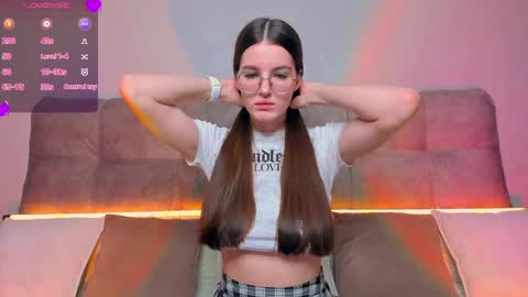 Snapshot of ariellateska chatting on December 16, 1:21 am Ariella online show from December 16, 1:21 am