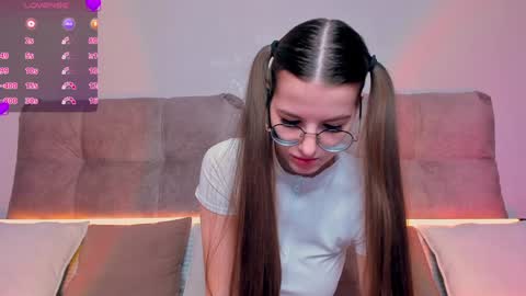Snapshot of ariellateska chatting on February 6, 5:14 am Ariella online show from February 6, 5:14 am